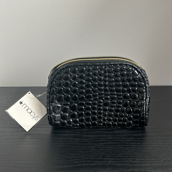 Black patent leather travel bag - Picture 4 of 7